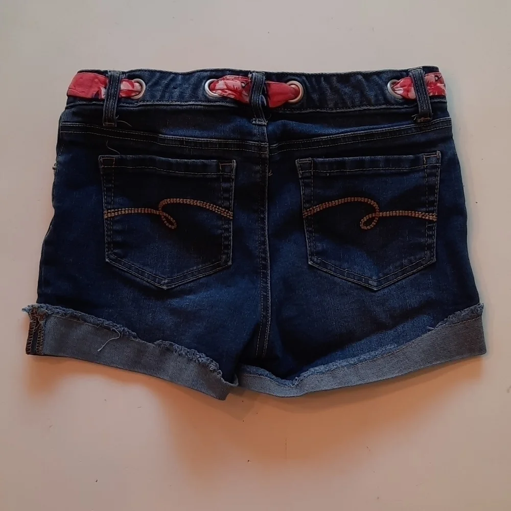 Justice 16 blue jean denim shorts with pink ribbon belt